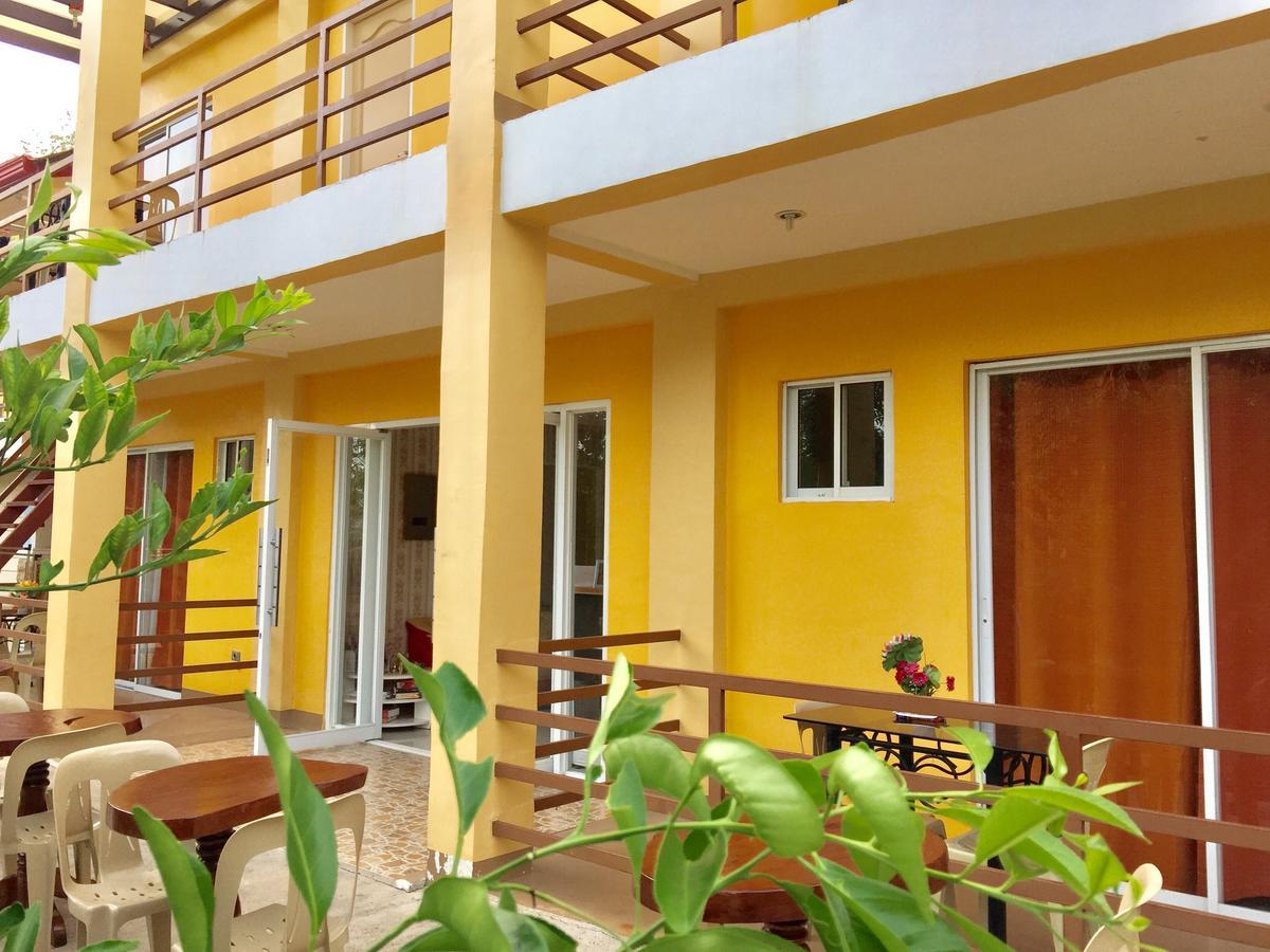 Jims Castle Inn Coron Exterior photo