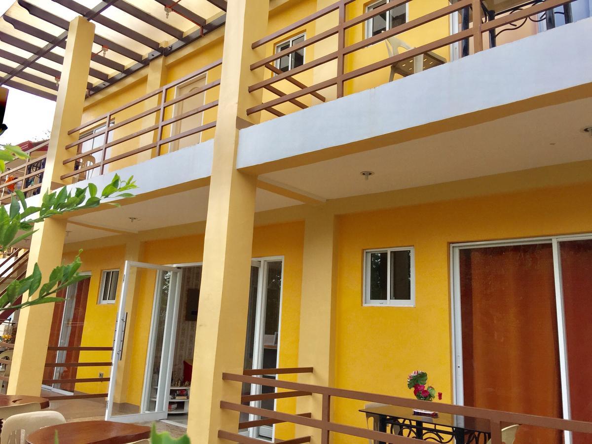 Jims Castle Inn Coron Exterior photo